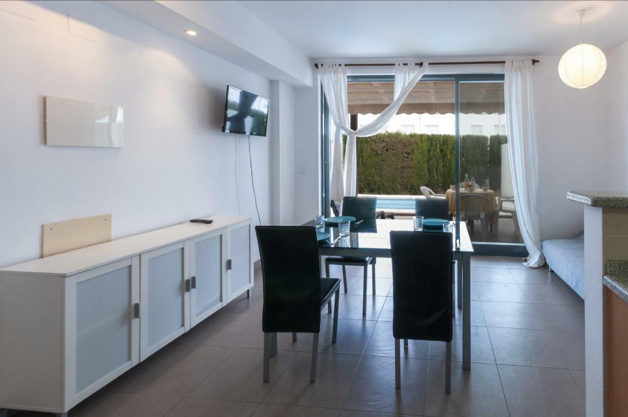 Premium 17 Villa Les Deveses Buitenkant foto